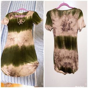 Green poli dress